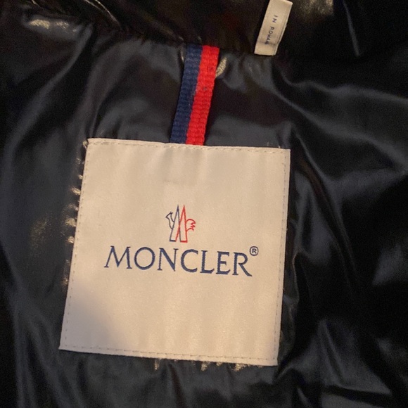 Too small - Picture 6 of 8